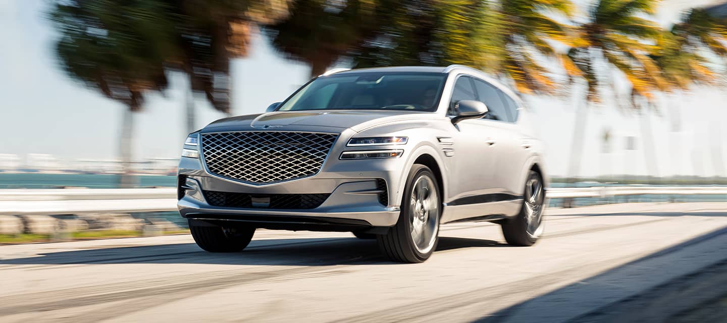 MODERN MEETS EXPRESSIVE