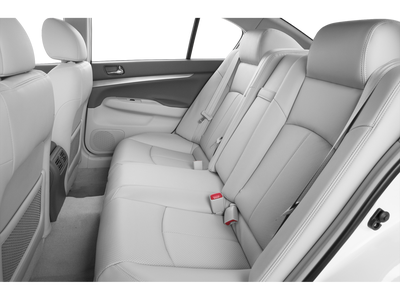 2015 INFINITI Q40 4dr Sdn RWD