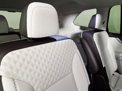 2026 GMC Acadia FWD Denali