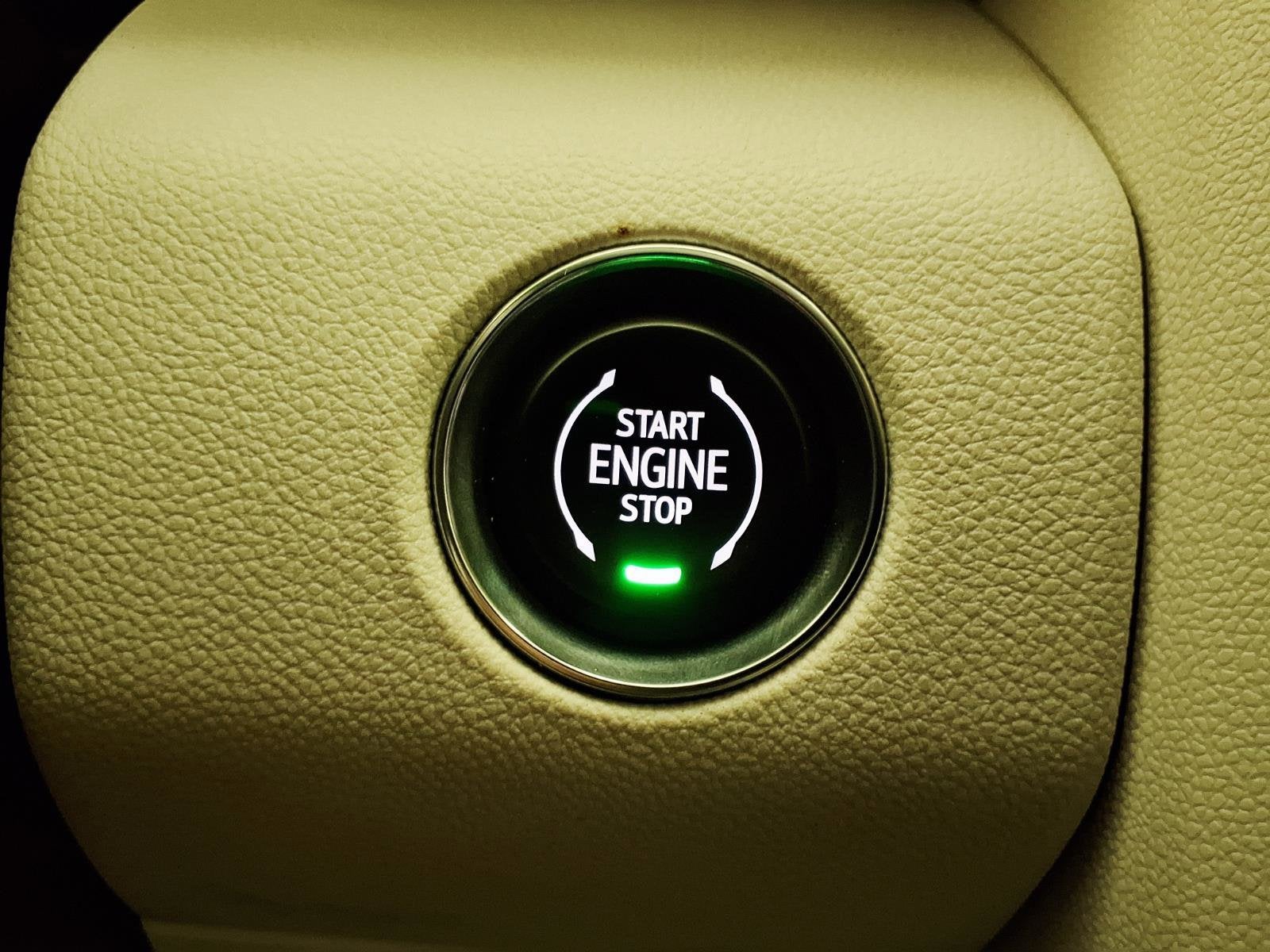 2026 GMC Acadia FWD Denali