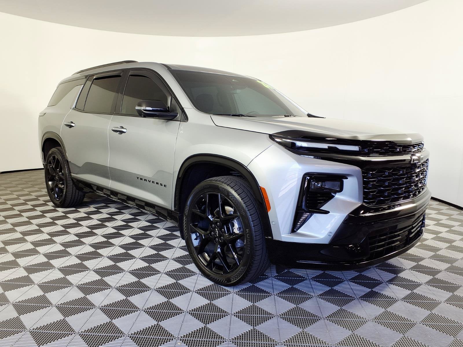 2024 Chevrolet Traverse AWD RS