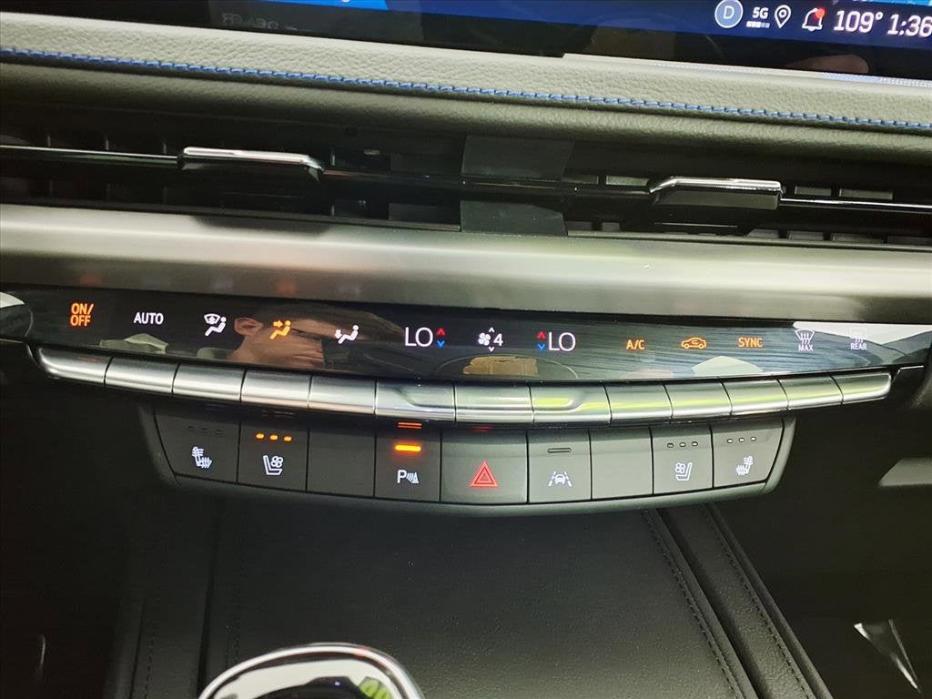 2025 Cadillac XT4 FWD Sport