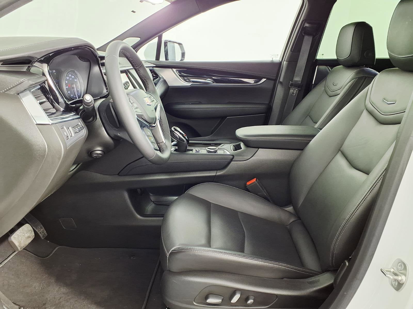 2024 Cadillac XT5 FWD Premium Luxury