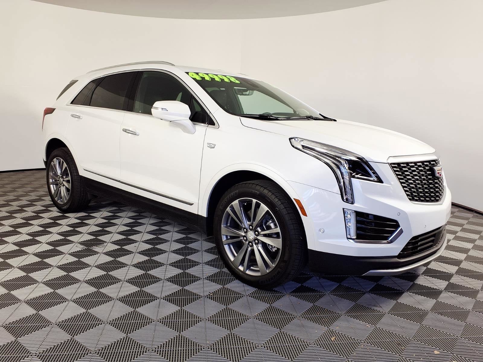 2024 Cadillac XT5 FWD Premium Luxury