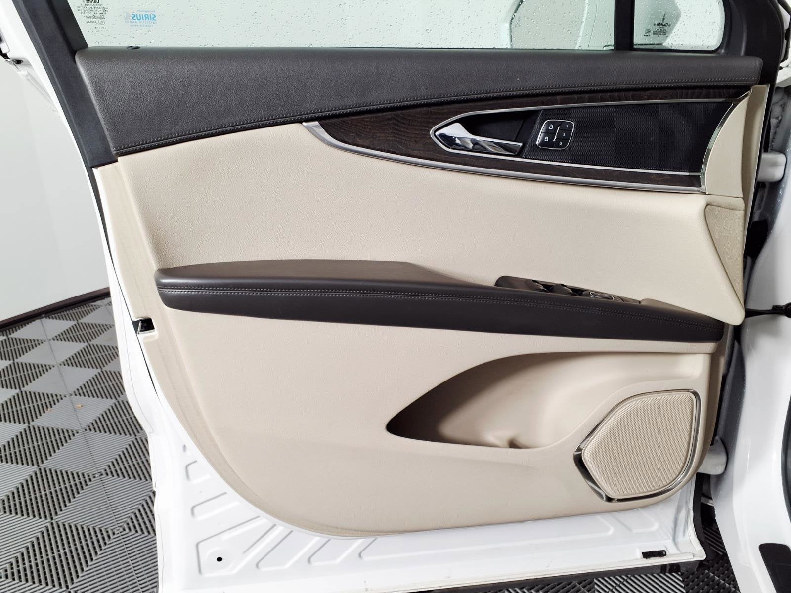 2016 Lincoln MKX Select