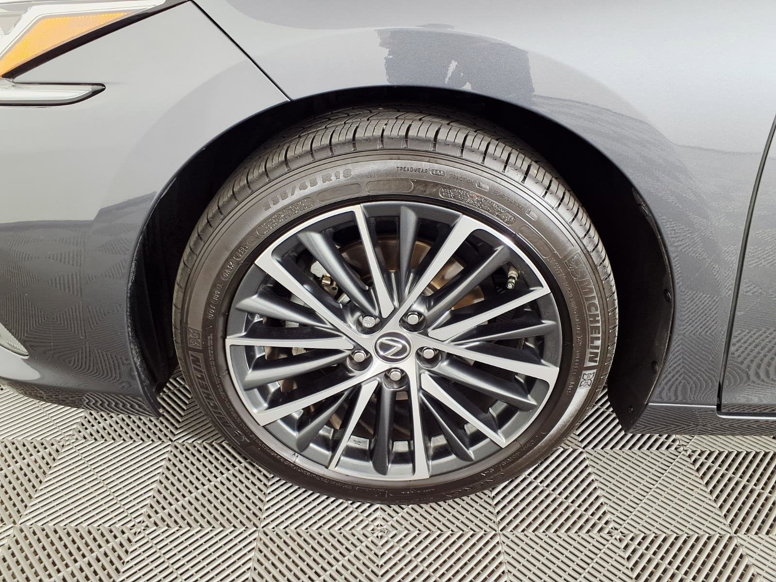 2025 Lexus ES ES 300h