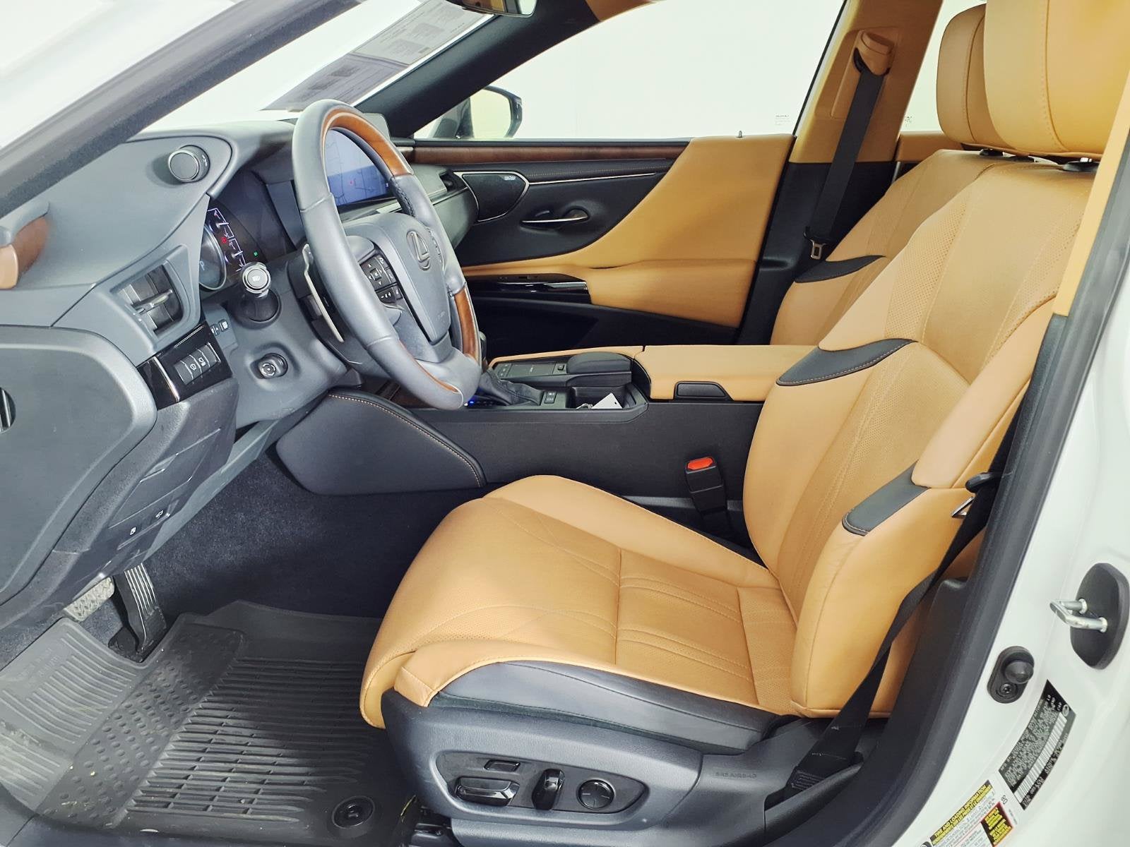 2022 Lexus ES ES 300h Luxury
