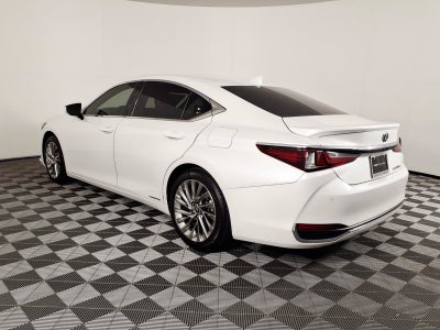 2022 Lexus ES ES 300h Luxury