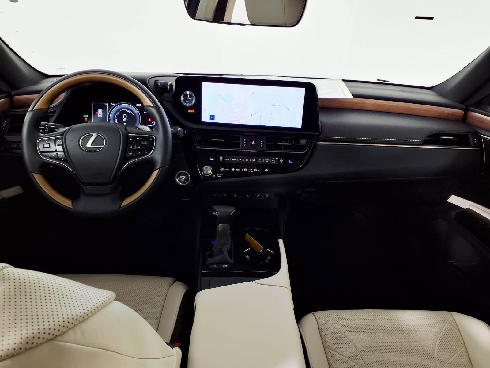 2025 Lexus ES ES 300h Luxury