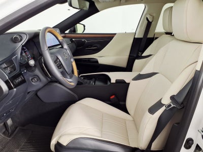 2025 Lexus ES ES 300h Luxury