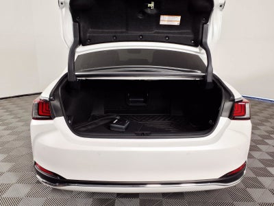 2025 Lexus ES ES 300h Luxury