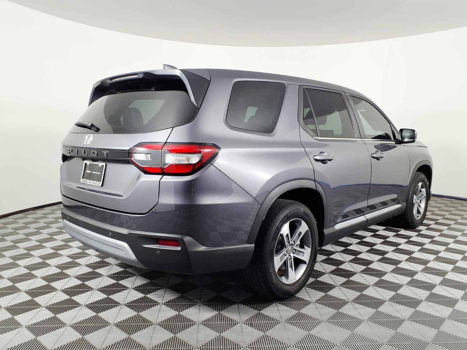 2024 Honda Pilot EX-L 8 Passenger