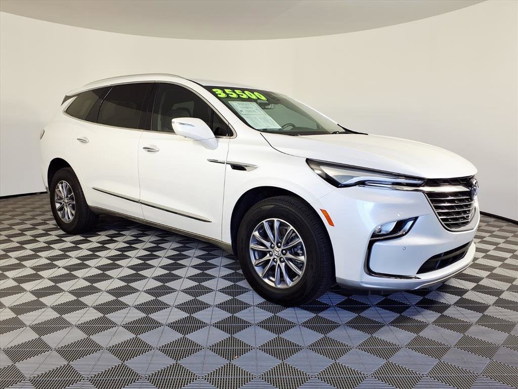 2023 Buick Enclave Premium