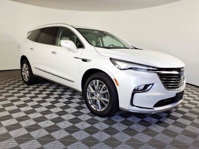 2022 Buick Enclave Essence
