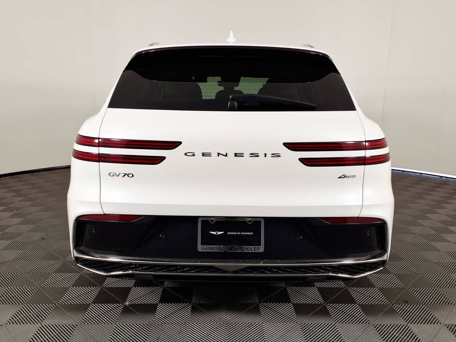2026 Genesis GV70 2.5T Advanced