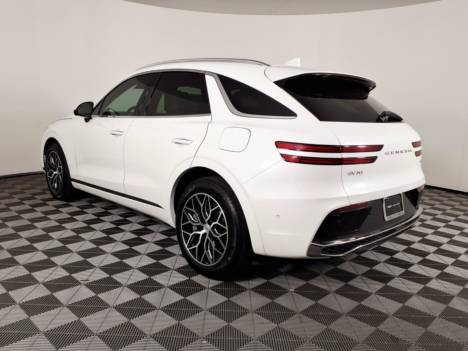 2026 Genesis GV70 2.5T Advanced