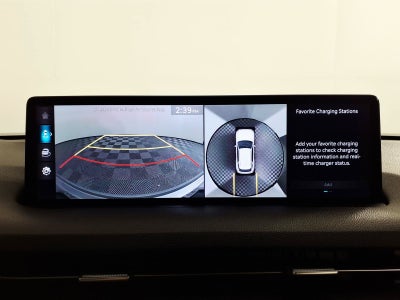 2023 Genesis Electrified GV70 Advanced