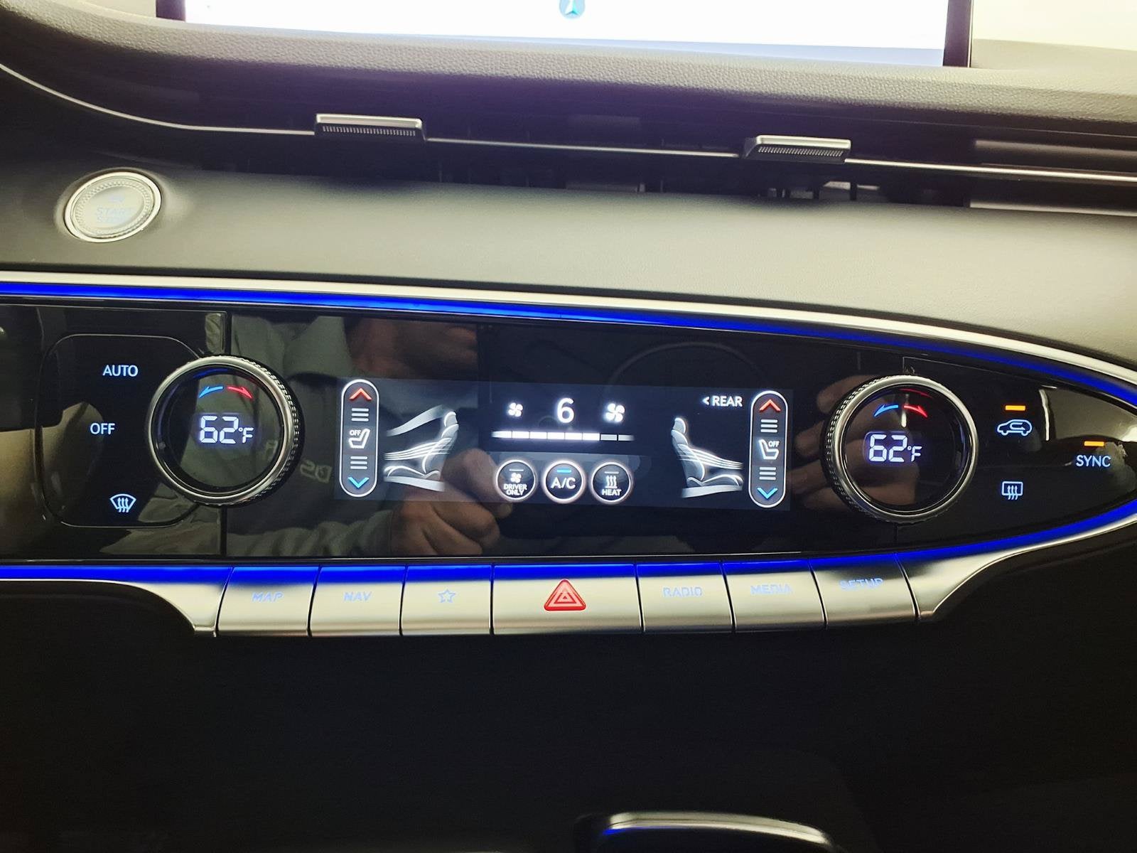 2023 Genesis Electrified GV70 Advanced