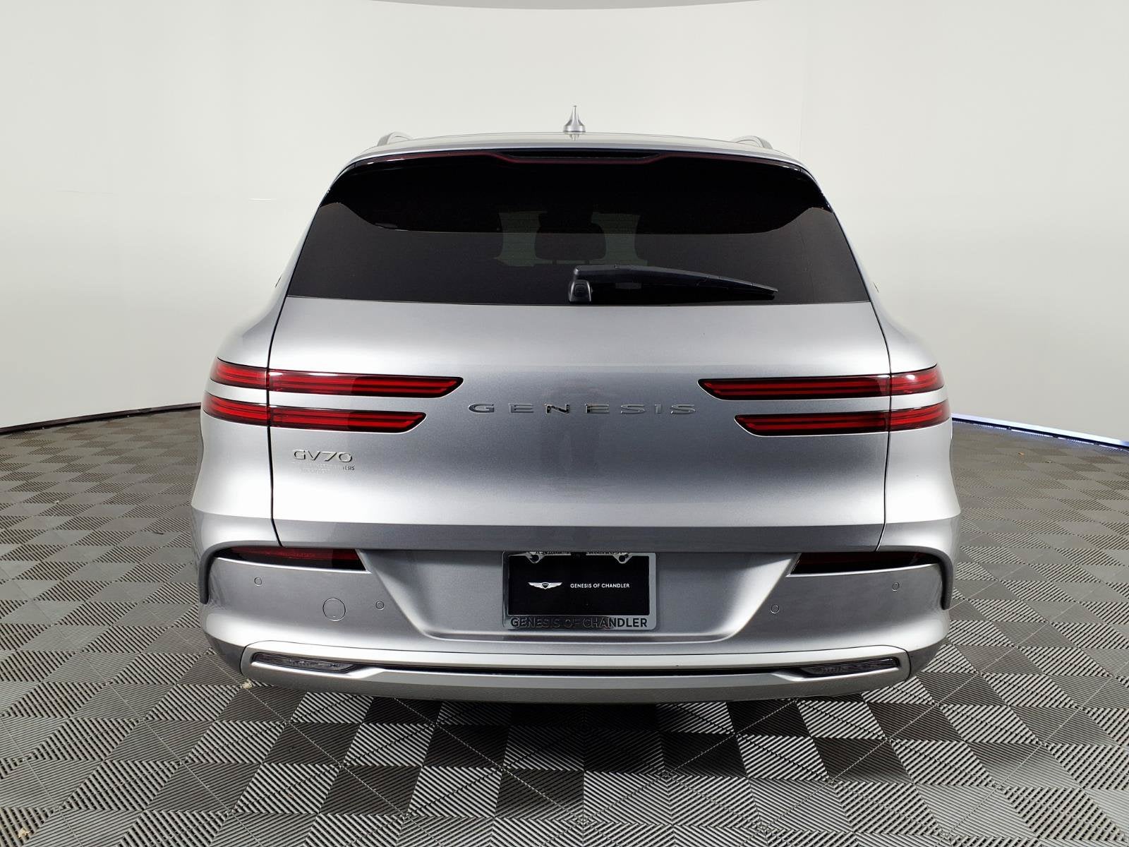 2023 Genesis Electrified GV70 Advanced