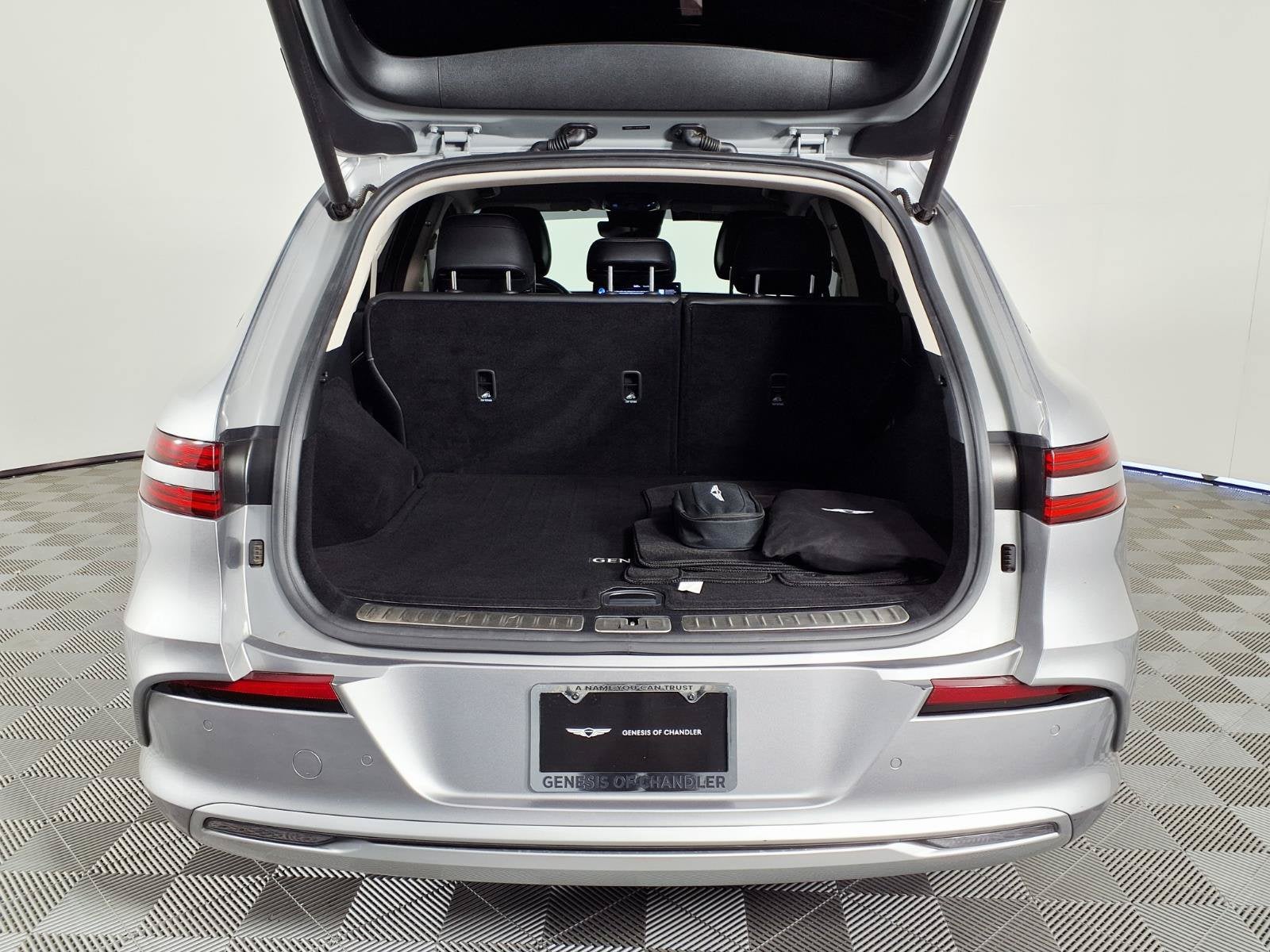 2023 Genesis Electrified GV70 Advanced