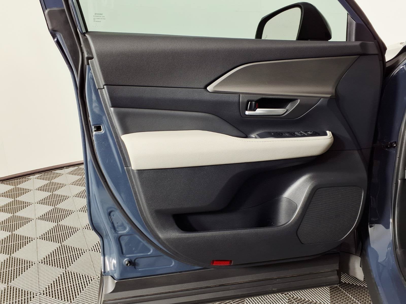 2024 Toyota Grand Highlander Base