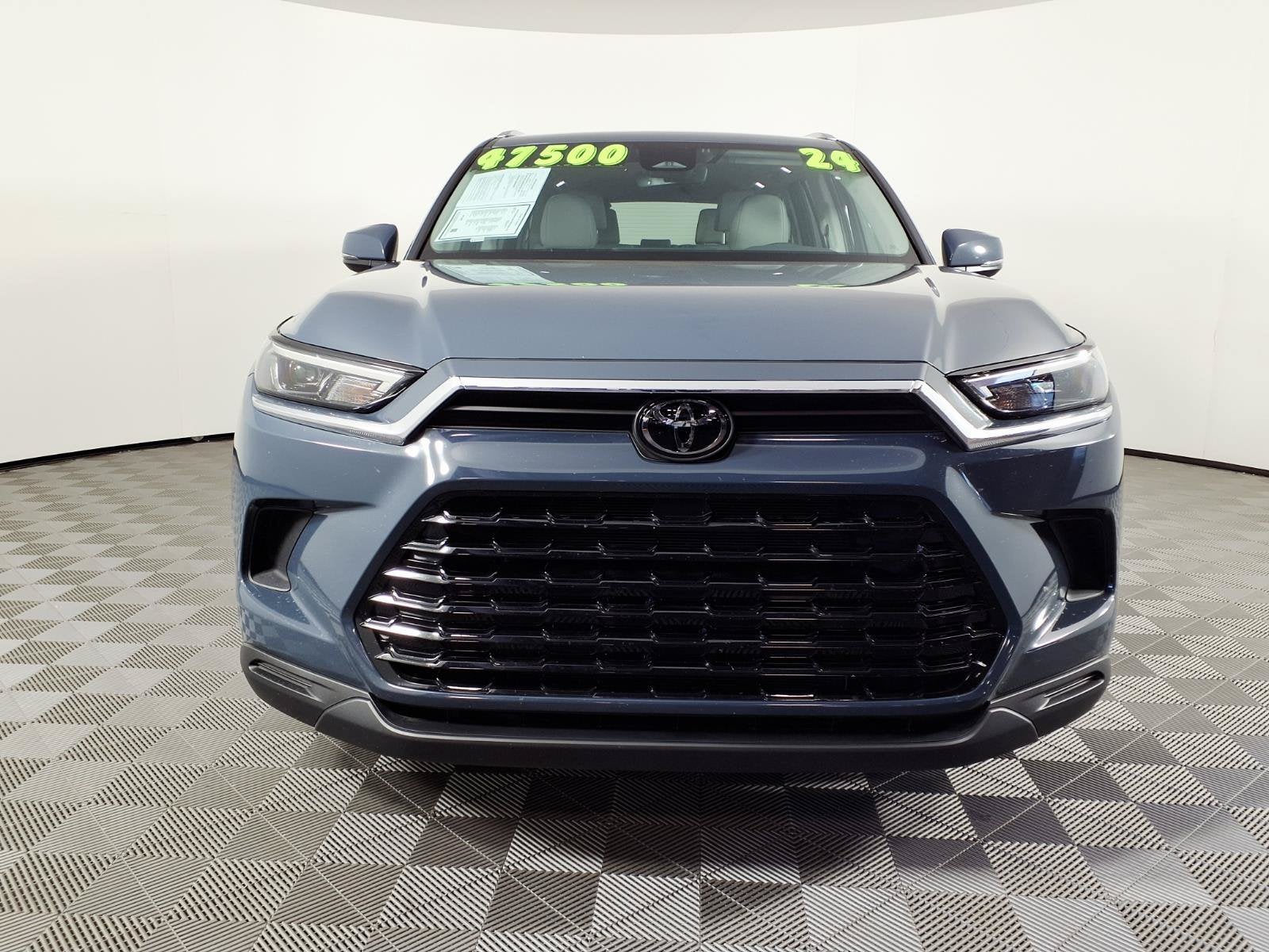 2024 Toyota Grand Highlander Base