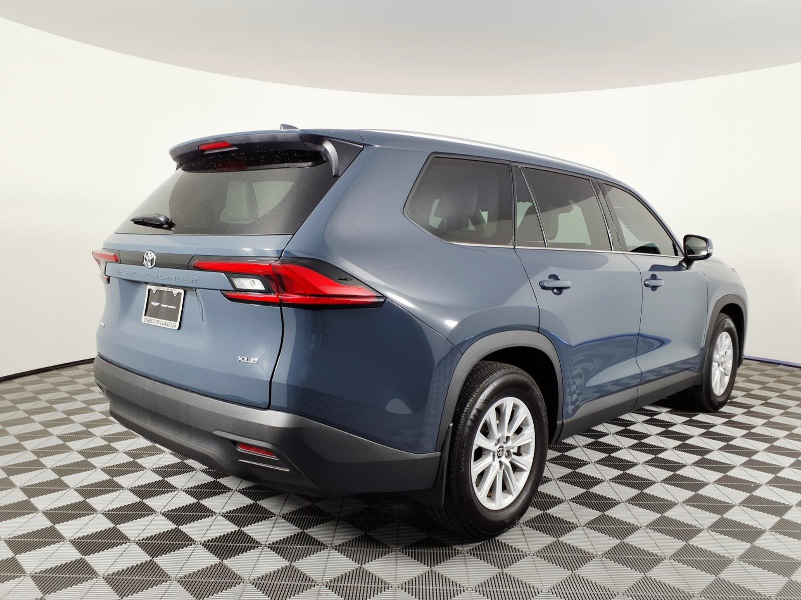 2024 Toyota Grand Highlander Base
