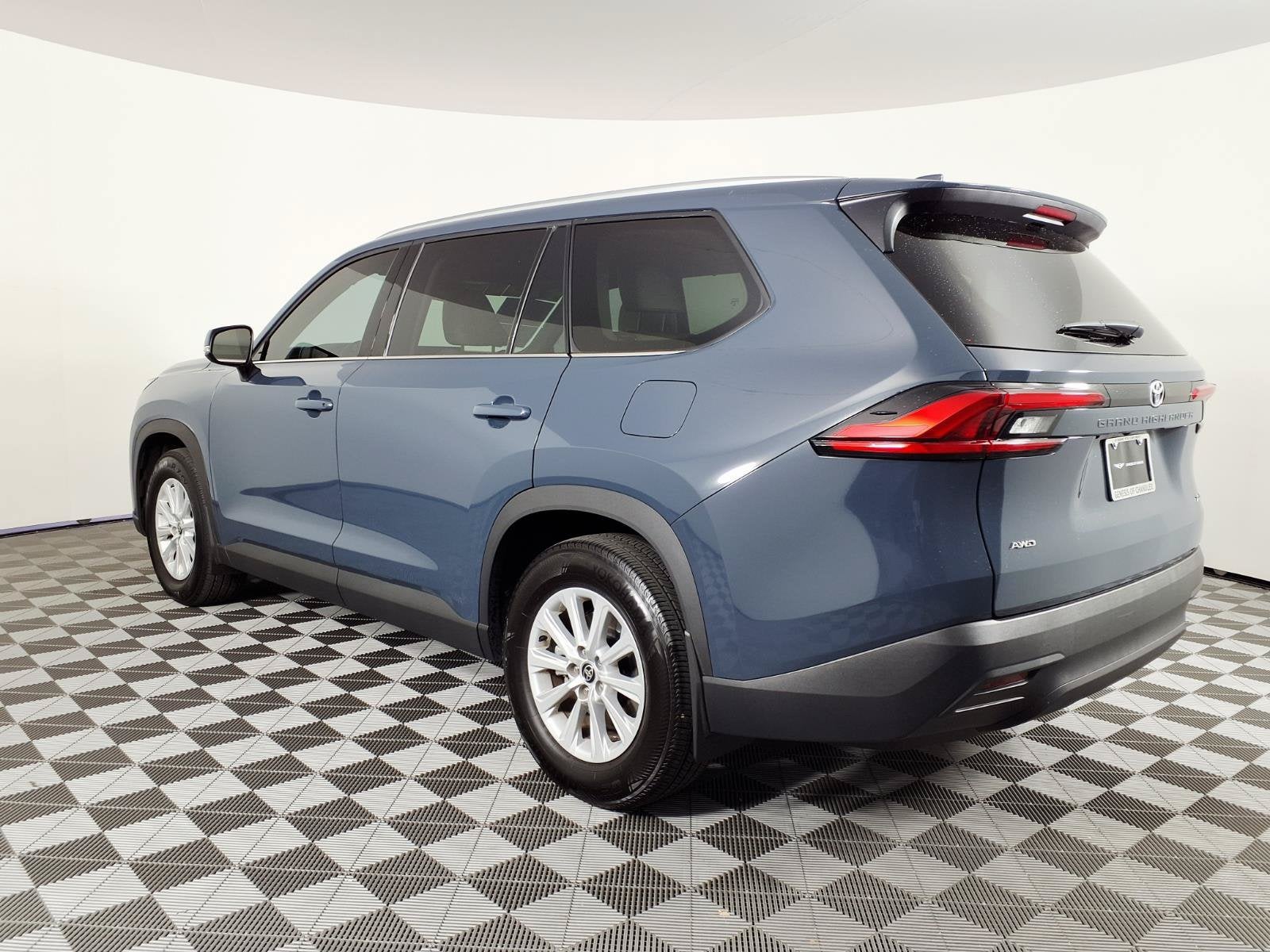 2024 Toyota Grand Highlander Base