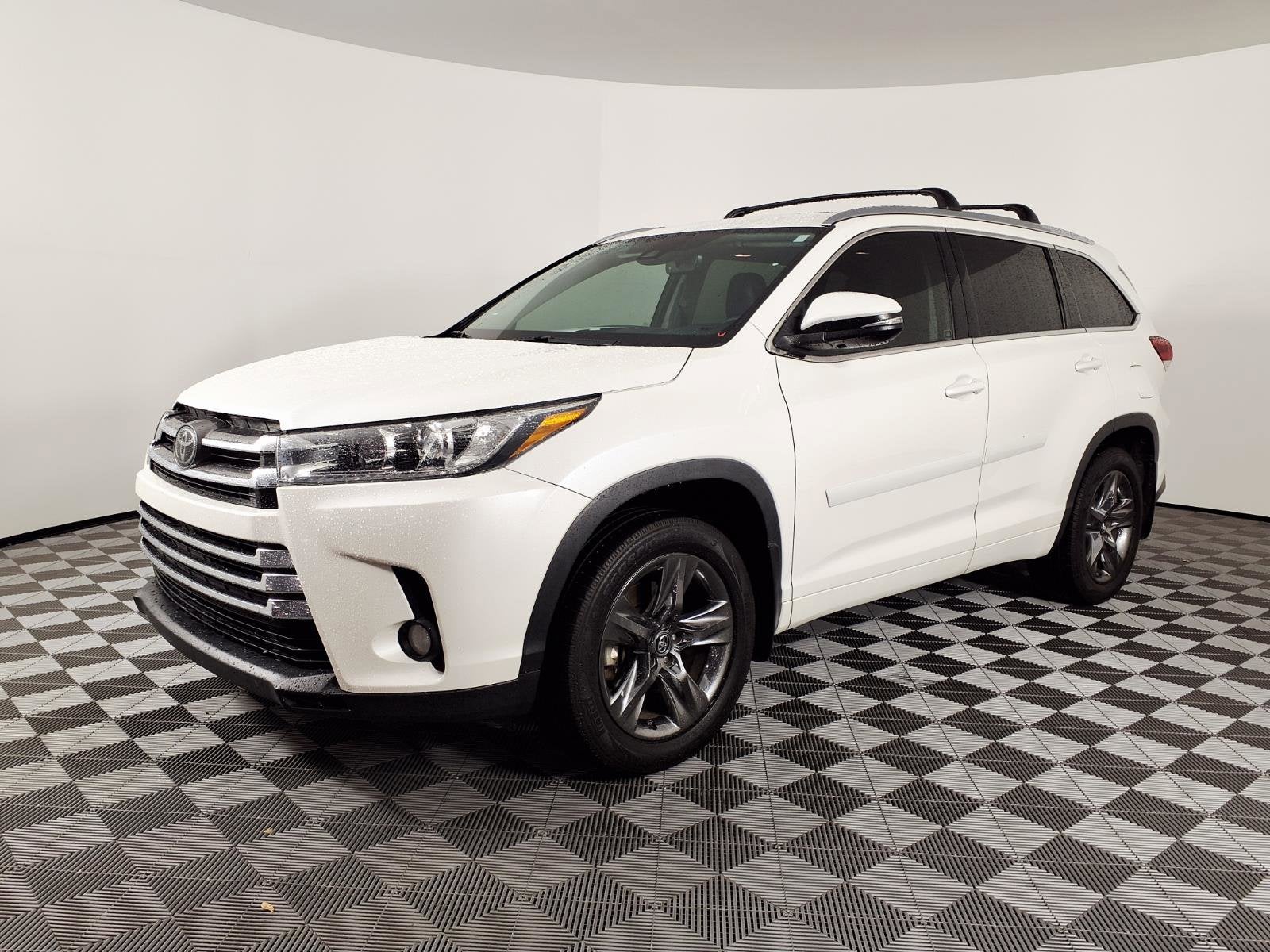 2017 Toyota Highlander Base