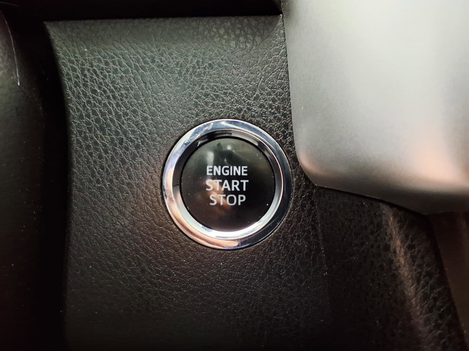 2017 Toyota Highlander Base