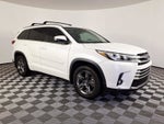 2017 Toyota Highlander Base
