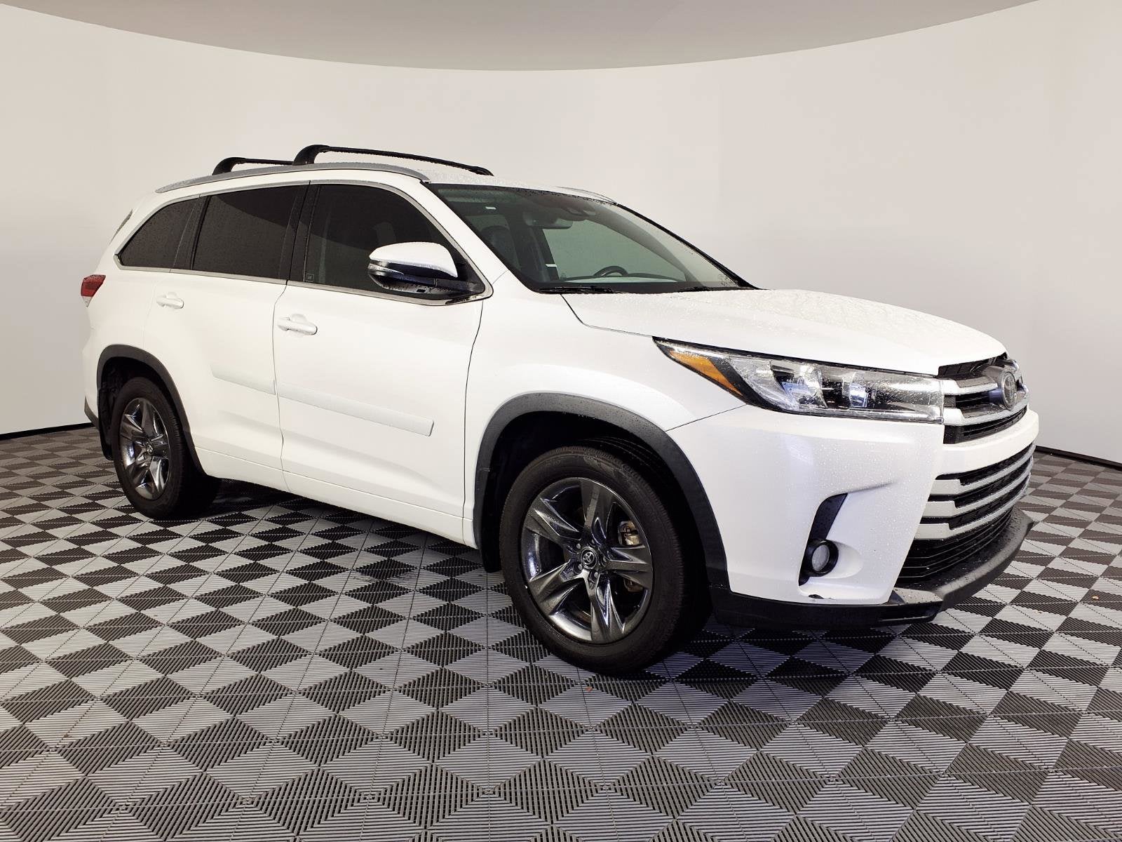 2017 Toyota Highlander Base