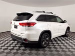 2017 Toyota Highlander Base