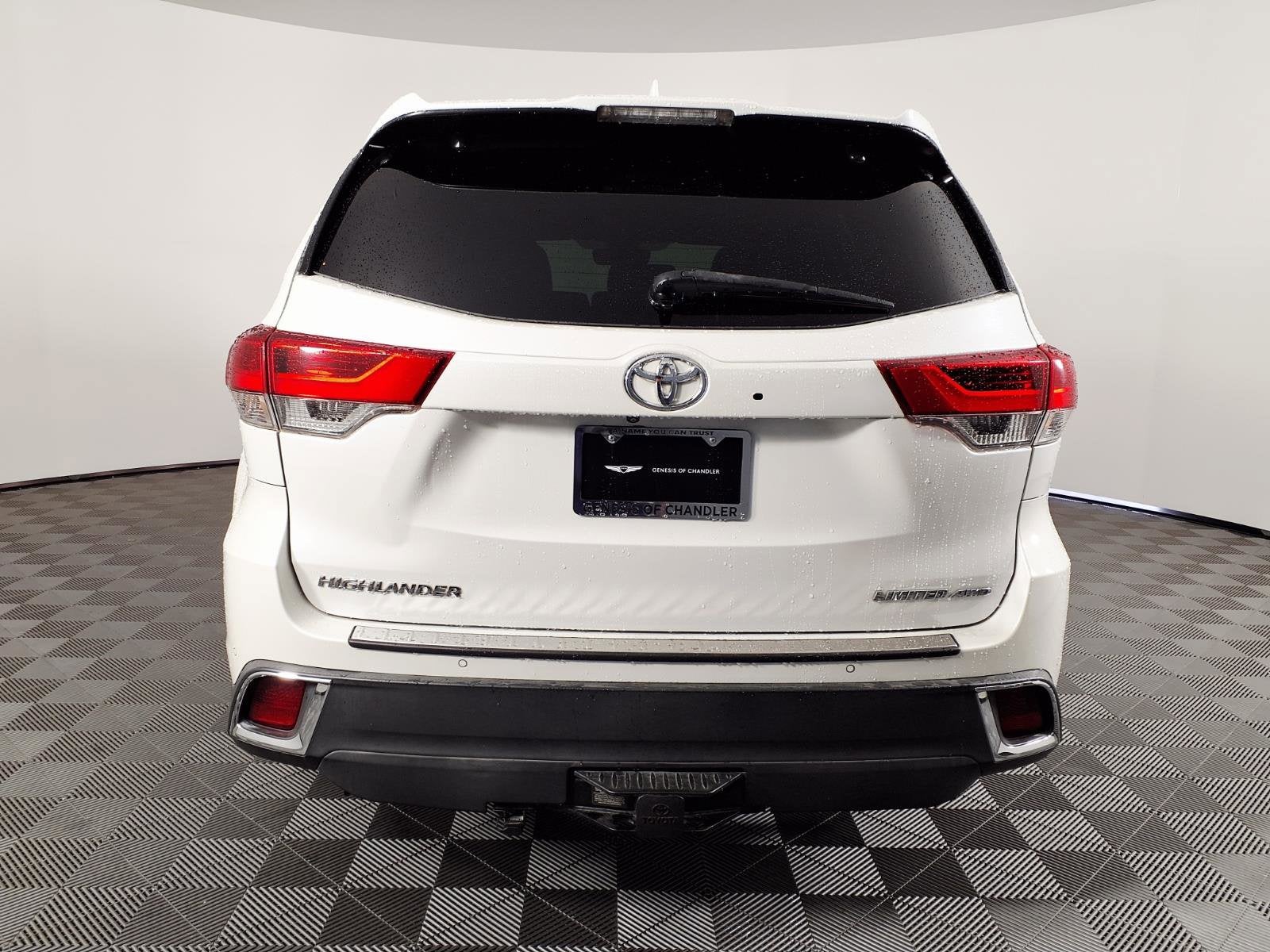 2017 Toyota Highlander Base