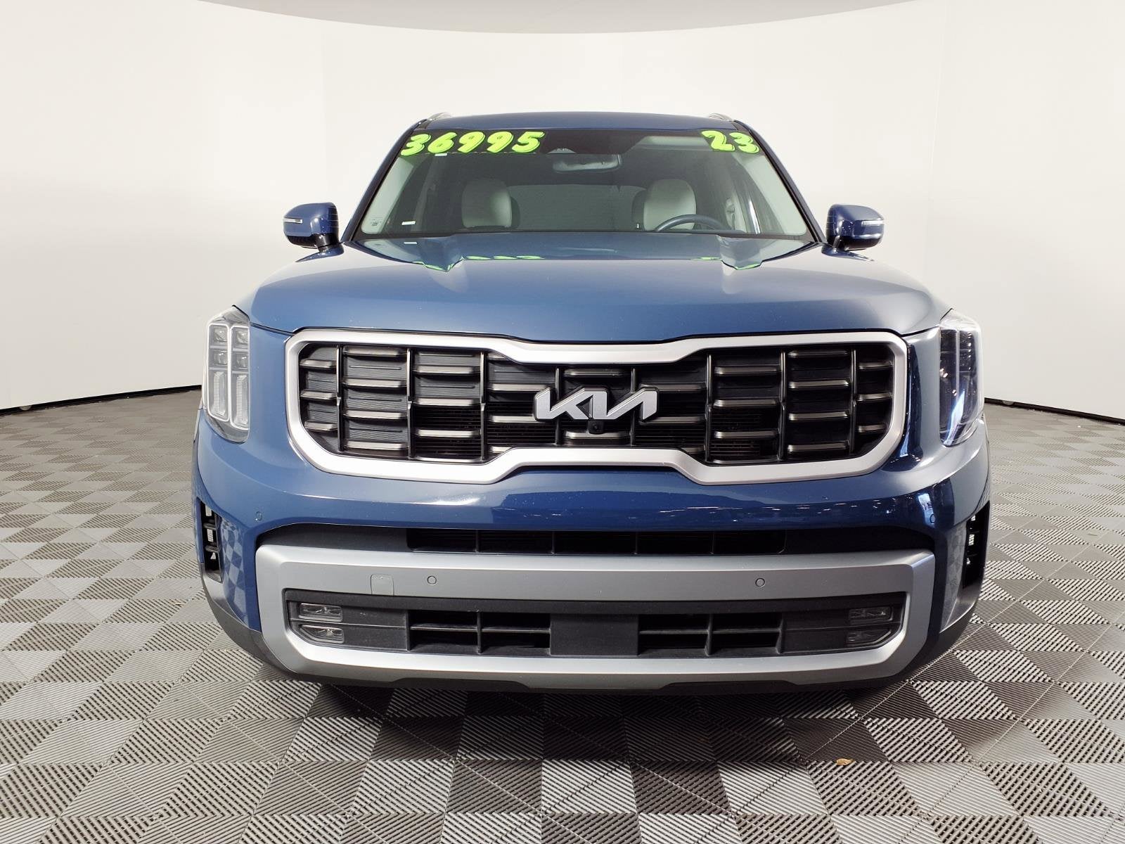 2023 Kia Telluride SX