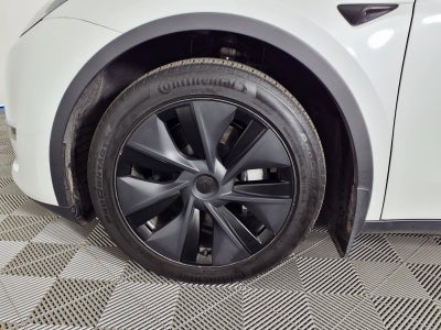 2025 Tesla Model Y Long Range