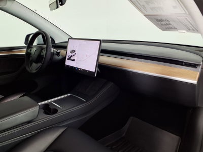 2025 Tesla Model Y Long Range