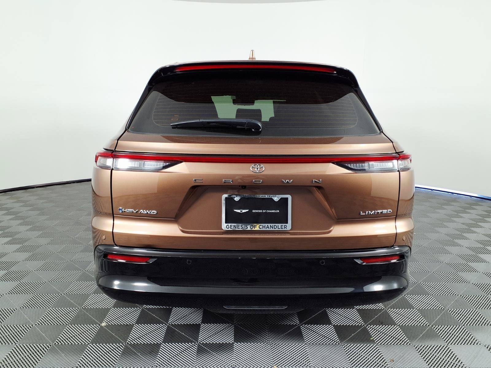 2025 Toyota Crown Signia Limited