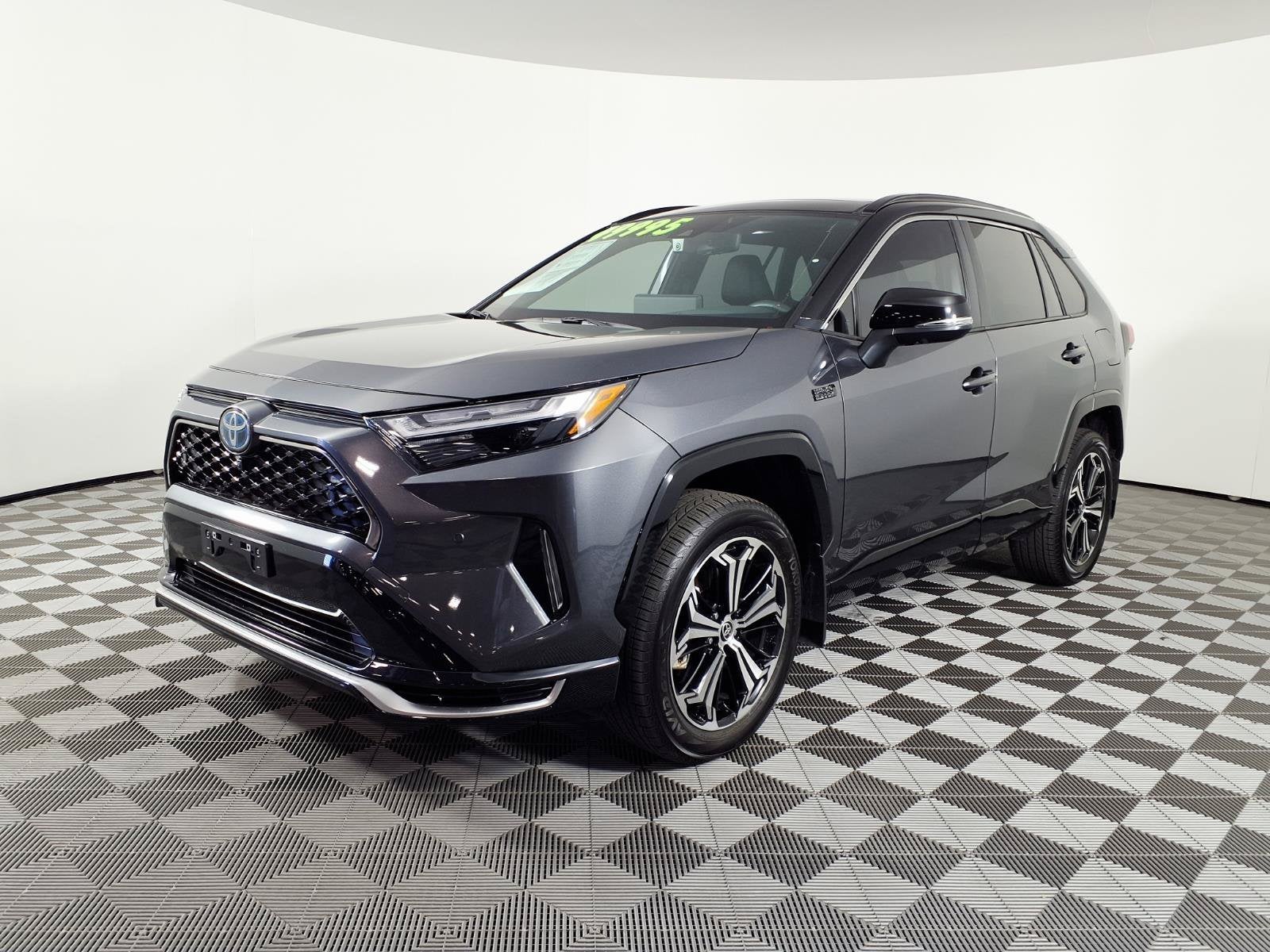2024 Toyota RAV4 Prime XSE