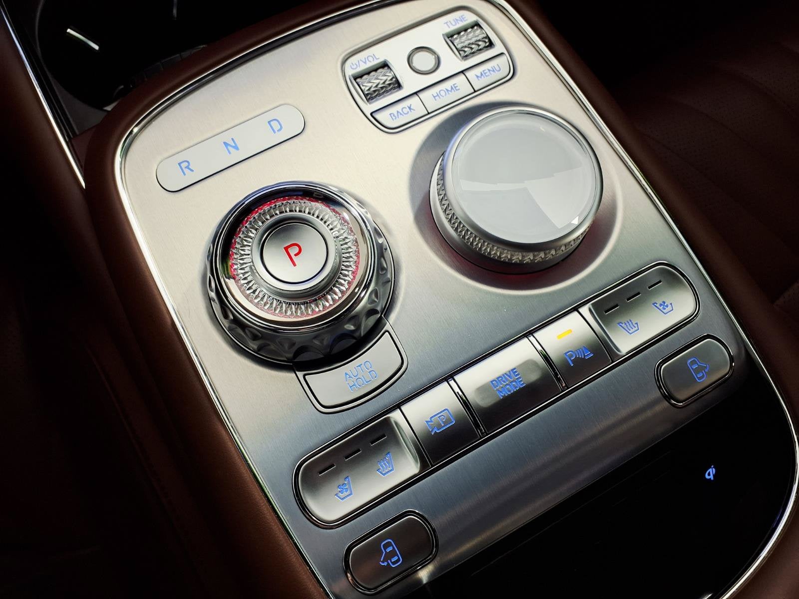 2023 Genesis G90 e-SC