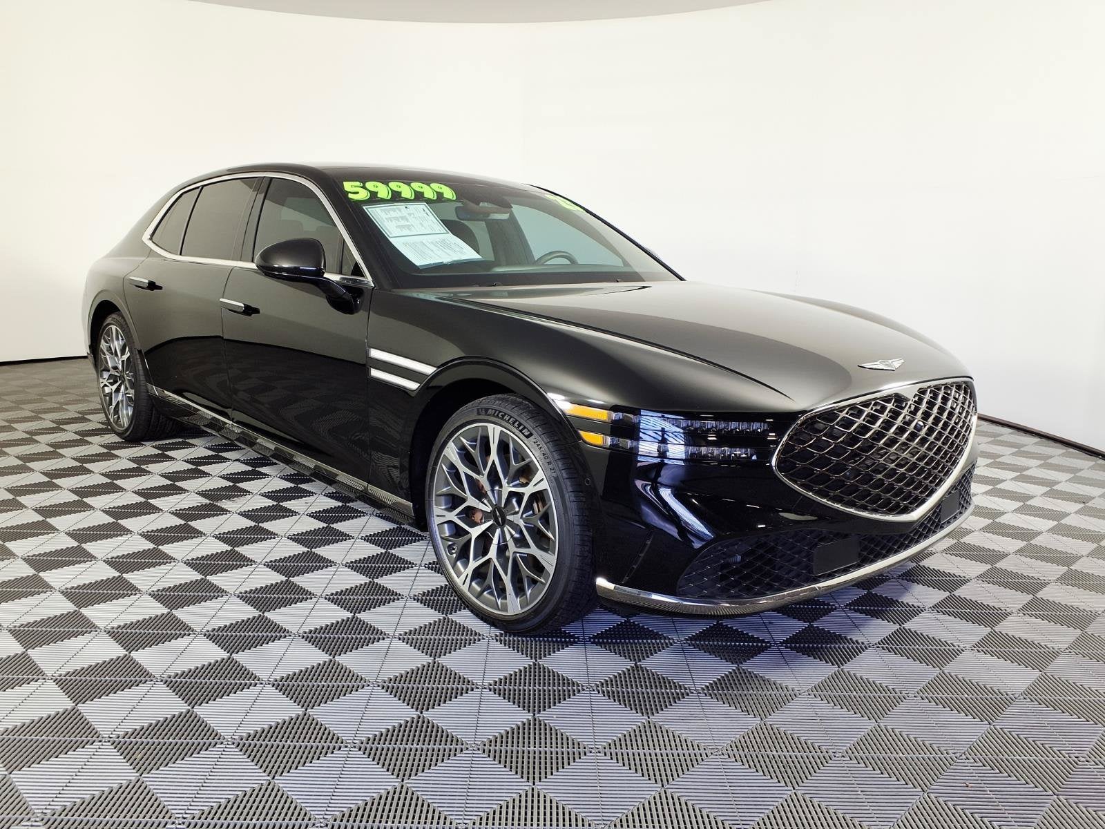 2023 Genesis G90 e-SC