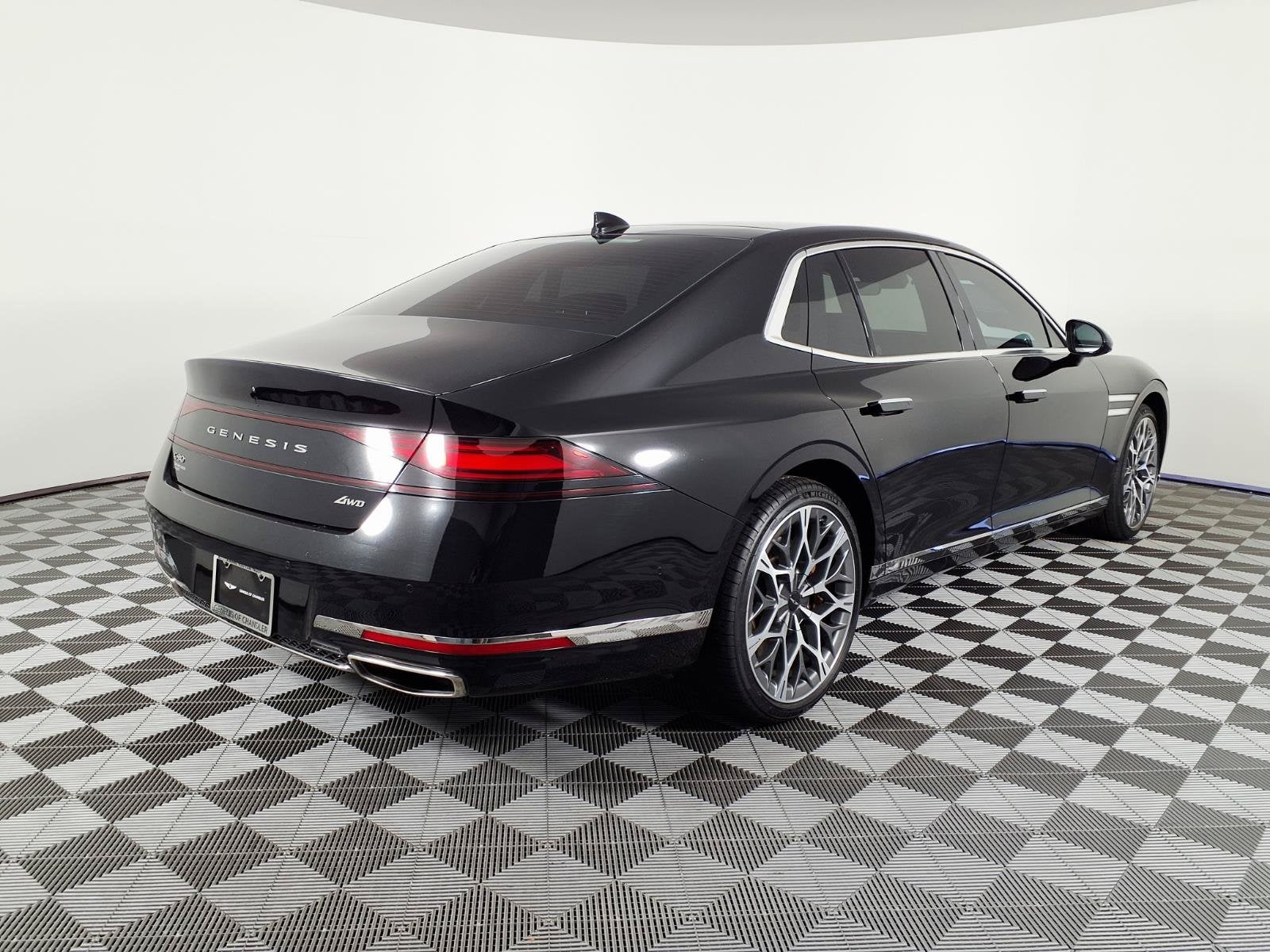 2023 Genesis G90 e-SC