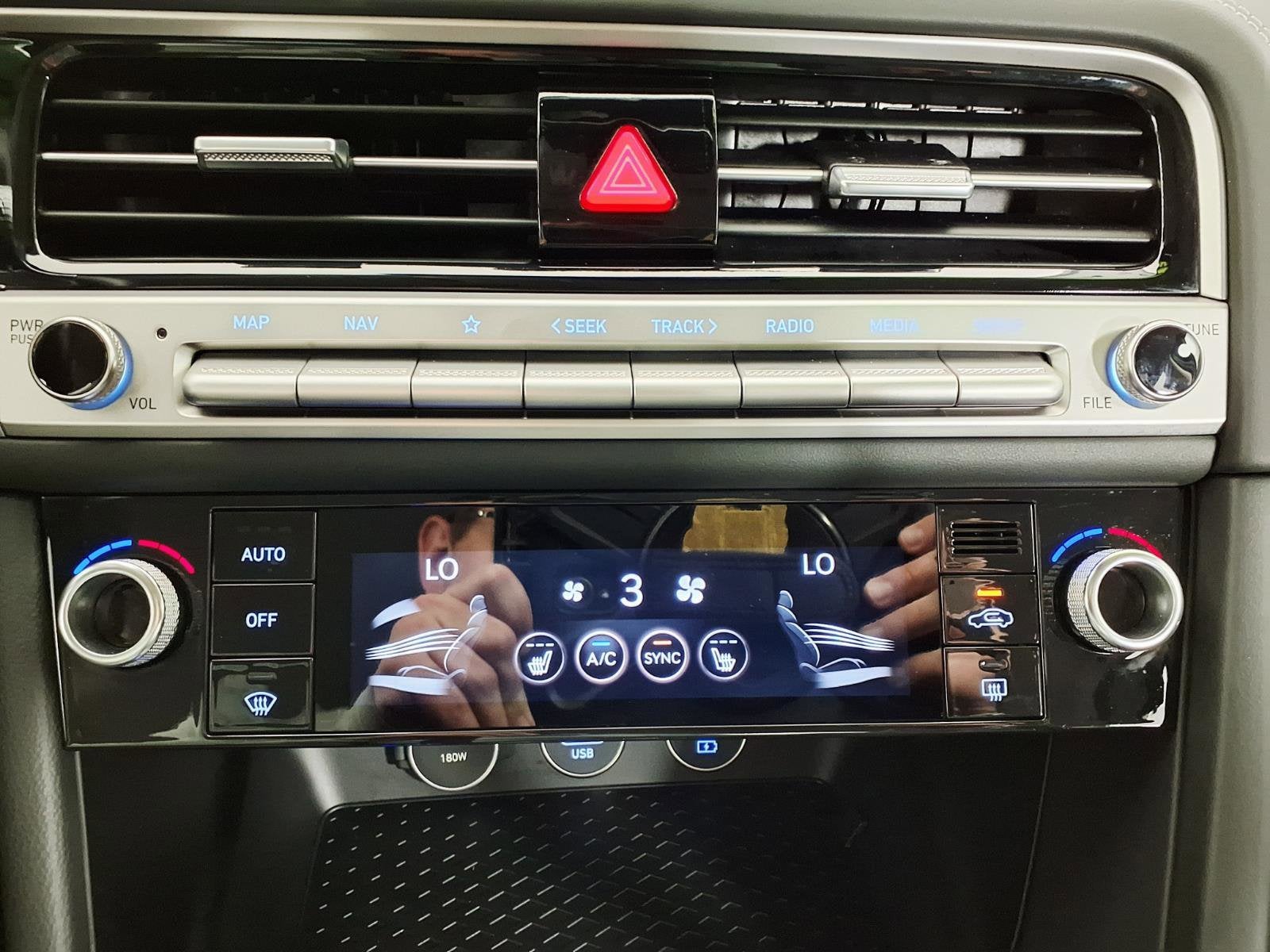 2026 Genesis G70 2.5T