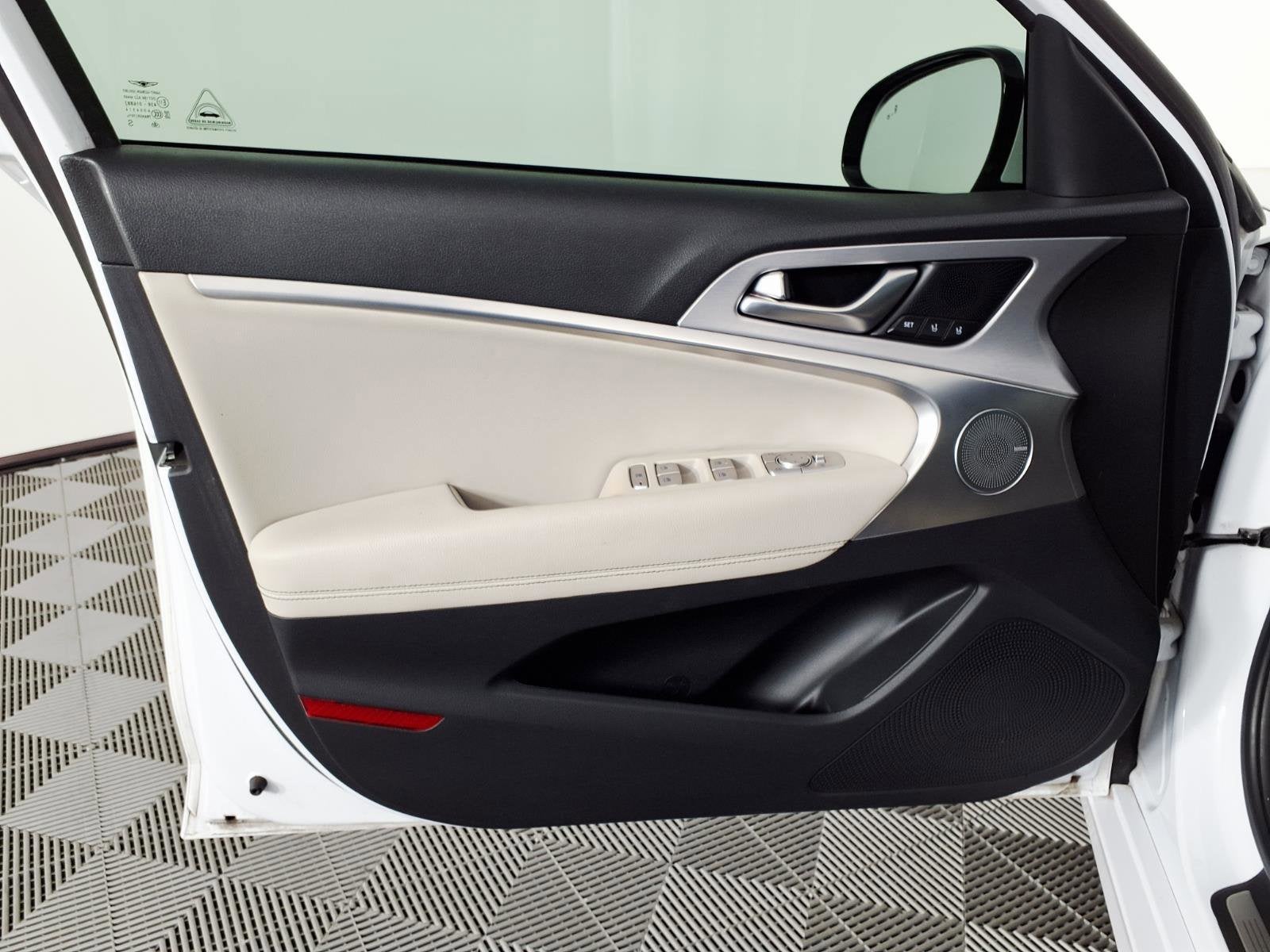 2019 Genesis G70 2.0T Sport