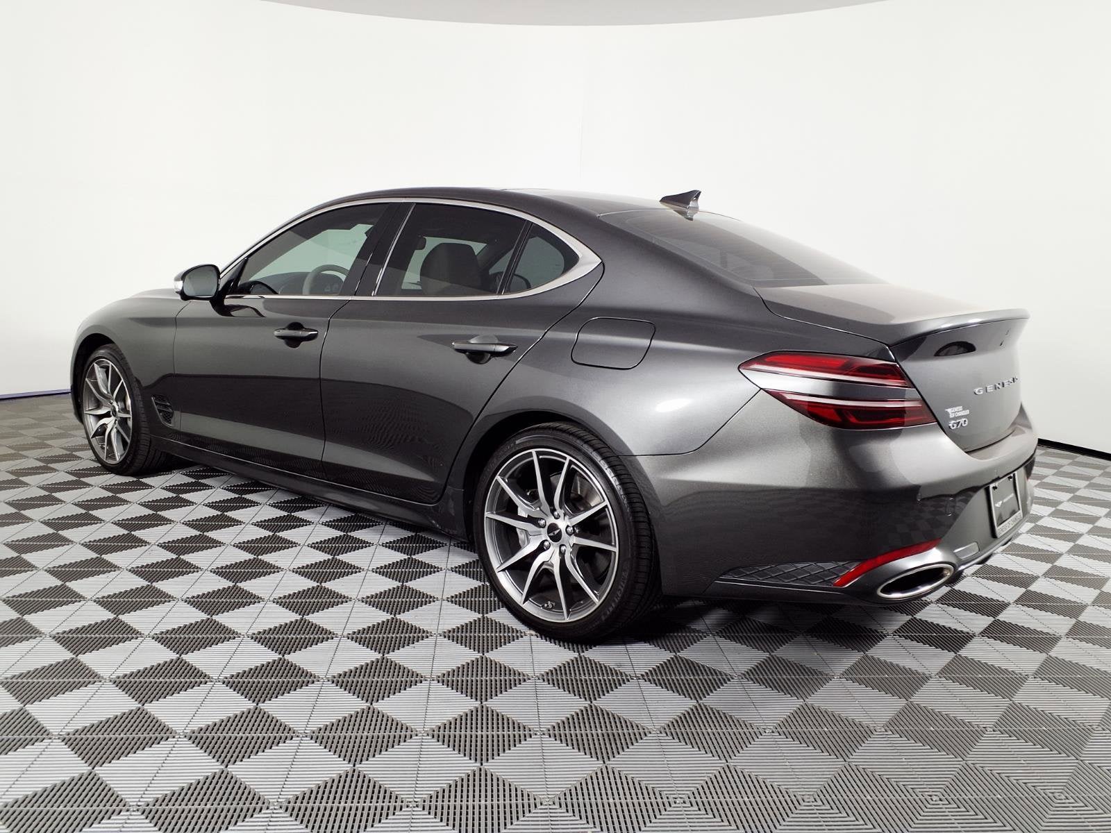 2026 Genesis G70 2.5T Prestige