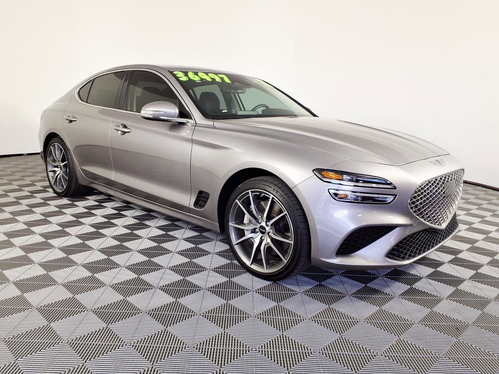2025 Genesis G70 2.5T