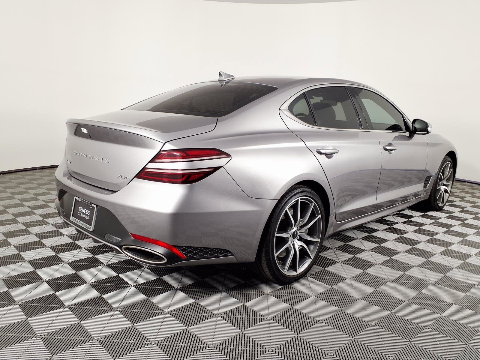 2025 Genesis G70 2.5T