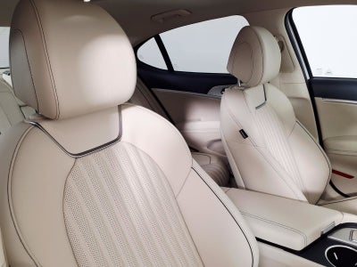 2026 Genesis G70 2.5T Prestige