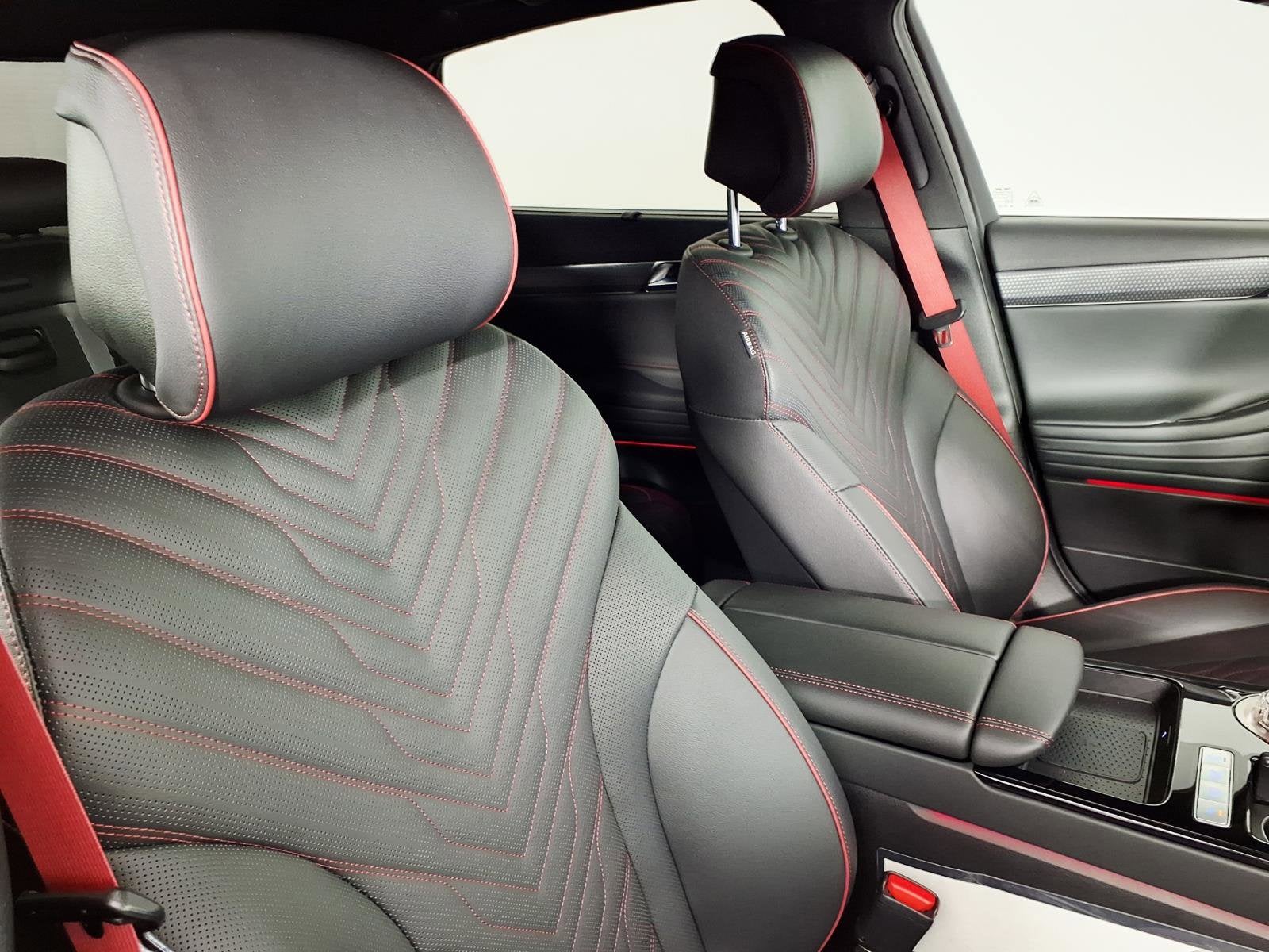 2025 Genesis G80 3.5T Sport Advanced