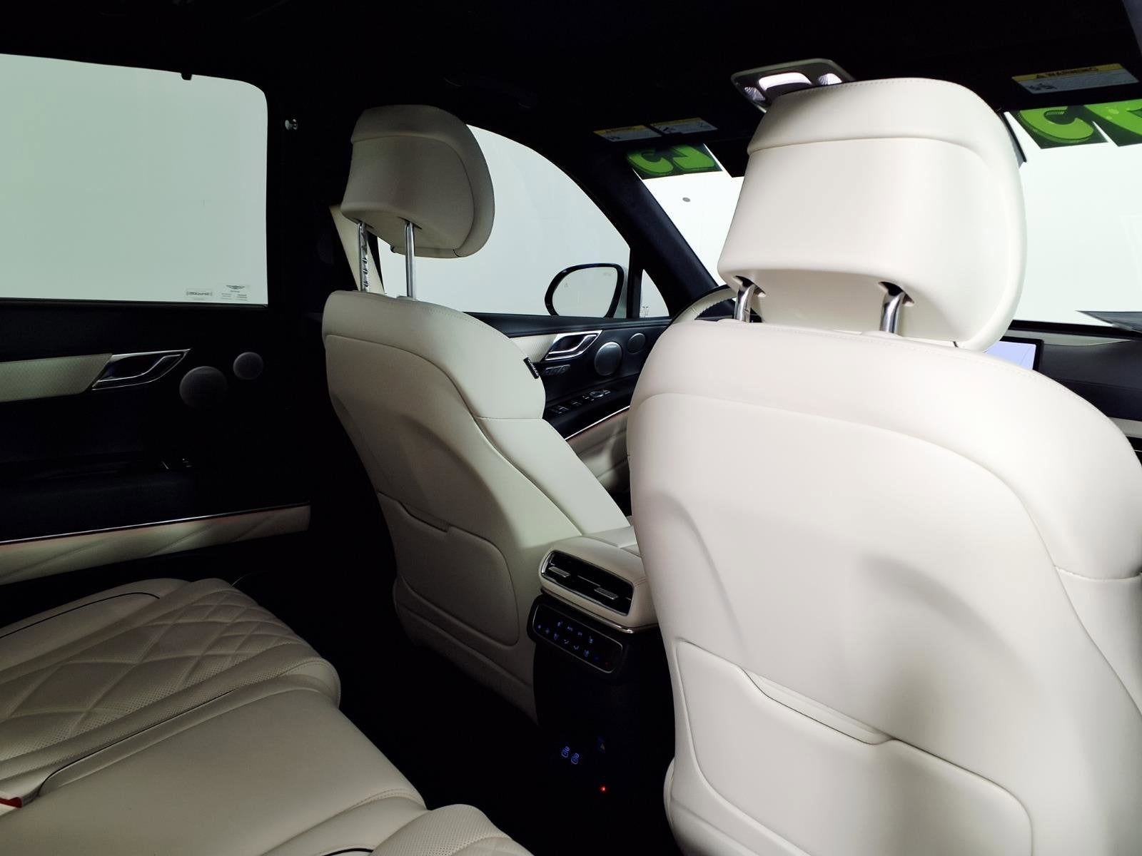 2025 Genesis GV80 Prestige